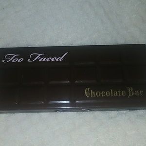 Chocolate bar eyeshadow palette